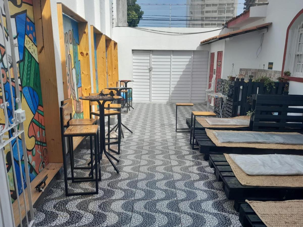 "Le Chat Qui Peche" Hostel A 150 Metros Da Praia De Pajucara Maceió Eksteriør billede