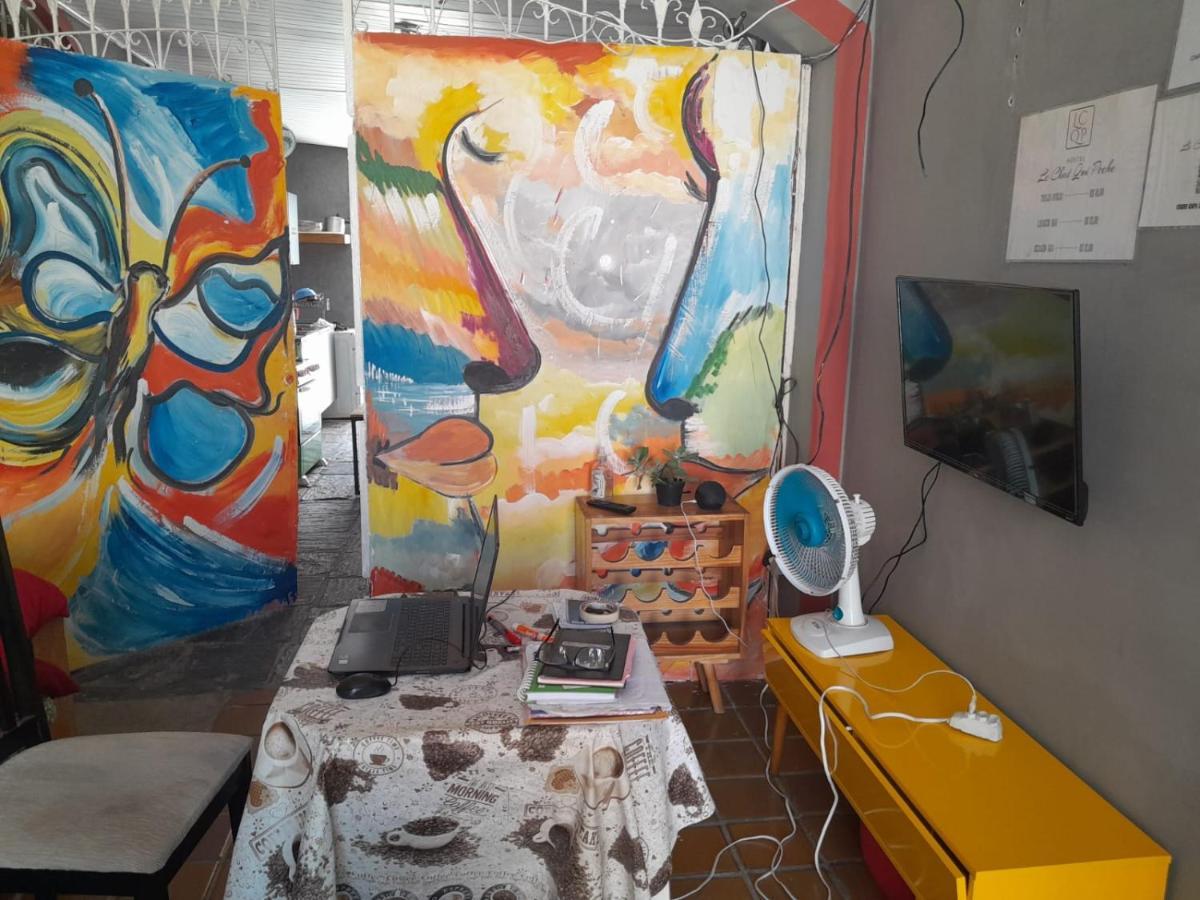 "Le Chat Qui Peche" Hostel A 150 Metros Da Praia De Pajucara Maceió Eksteriør billede